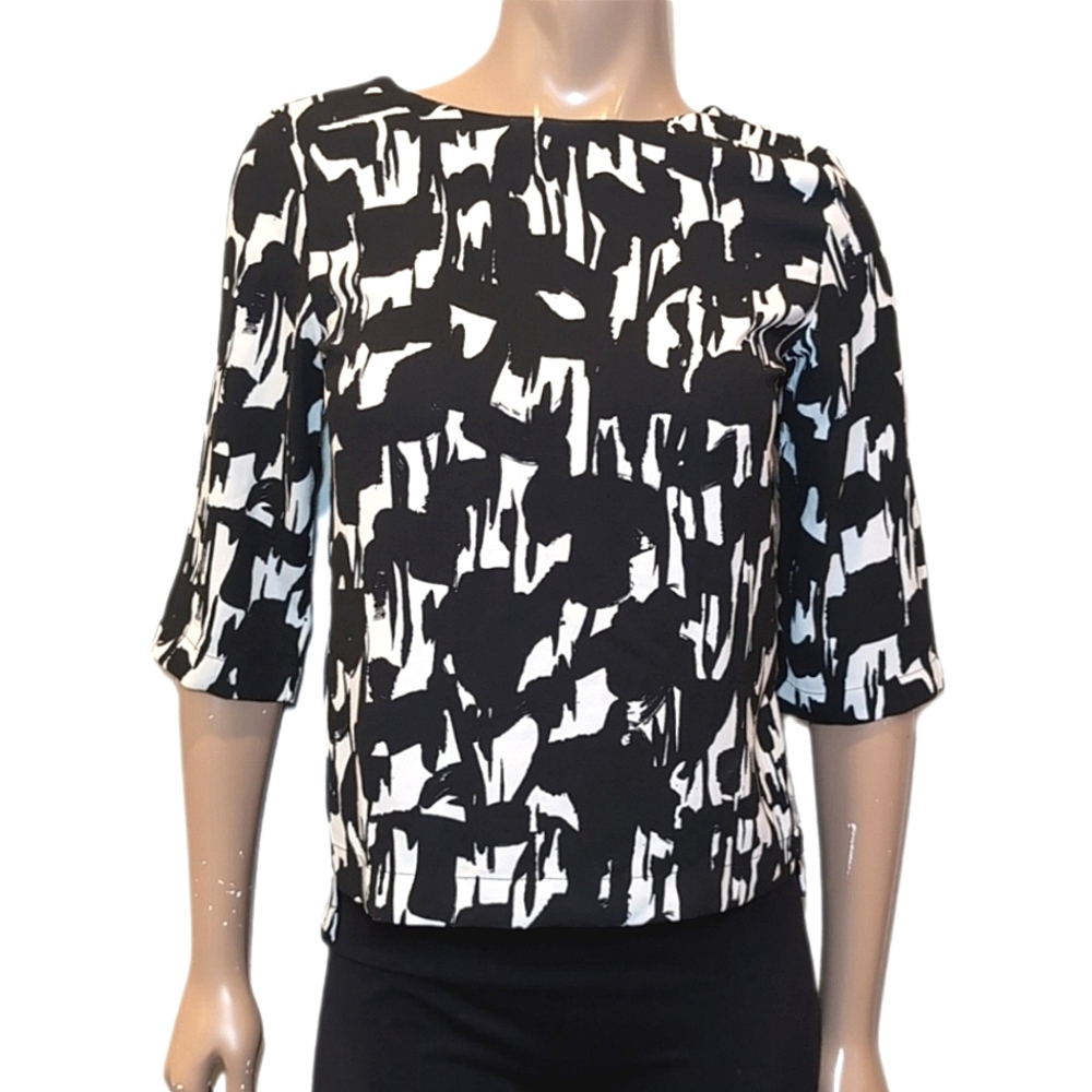 💠ARMEDANGELS Abstract Print Blouse Half Sleeve Slit Step Up Hem Eco-Concious